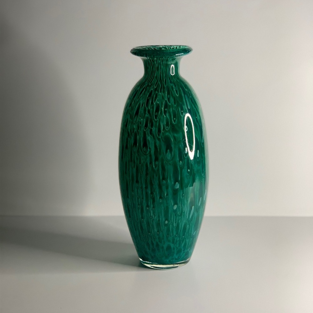 CYAN GLASS VASE